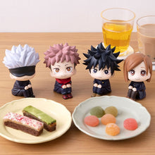 Load image into Gallery viewer, Anime Jujutsu Kaisen Figurine Cute Gojo Satoru Itadori Yuji Look Up PVC Anime Action Figure
